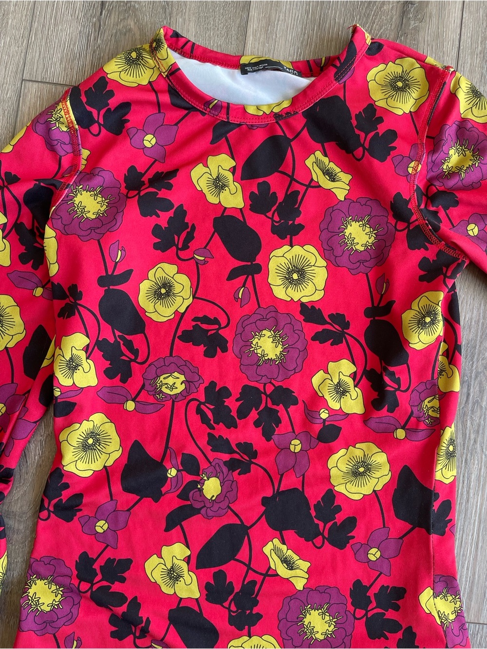 Zara Floral Long-Sleeve Midi Dress in Red and Yellow - Picture 4 of 4